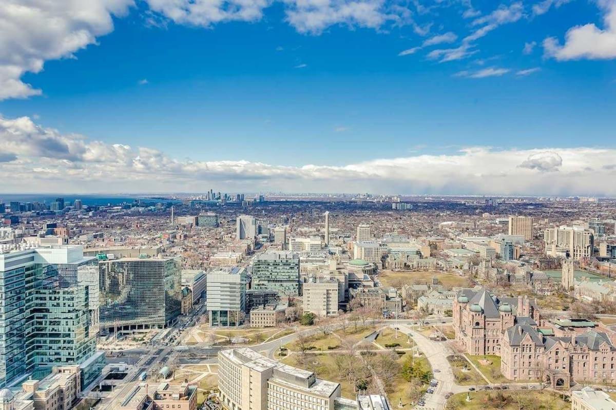 Great View High Rise In Central Toronto Exterior photo