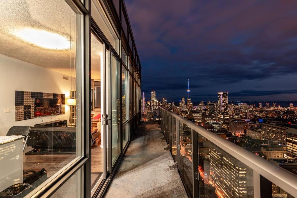 Great View High Rise In Central Toronto Exterior photo