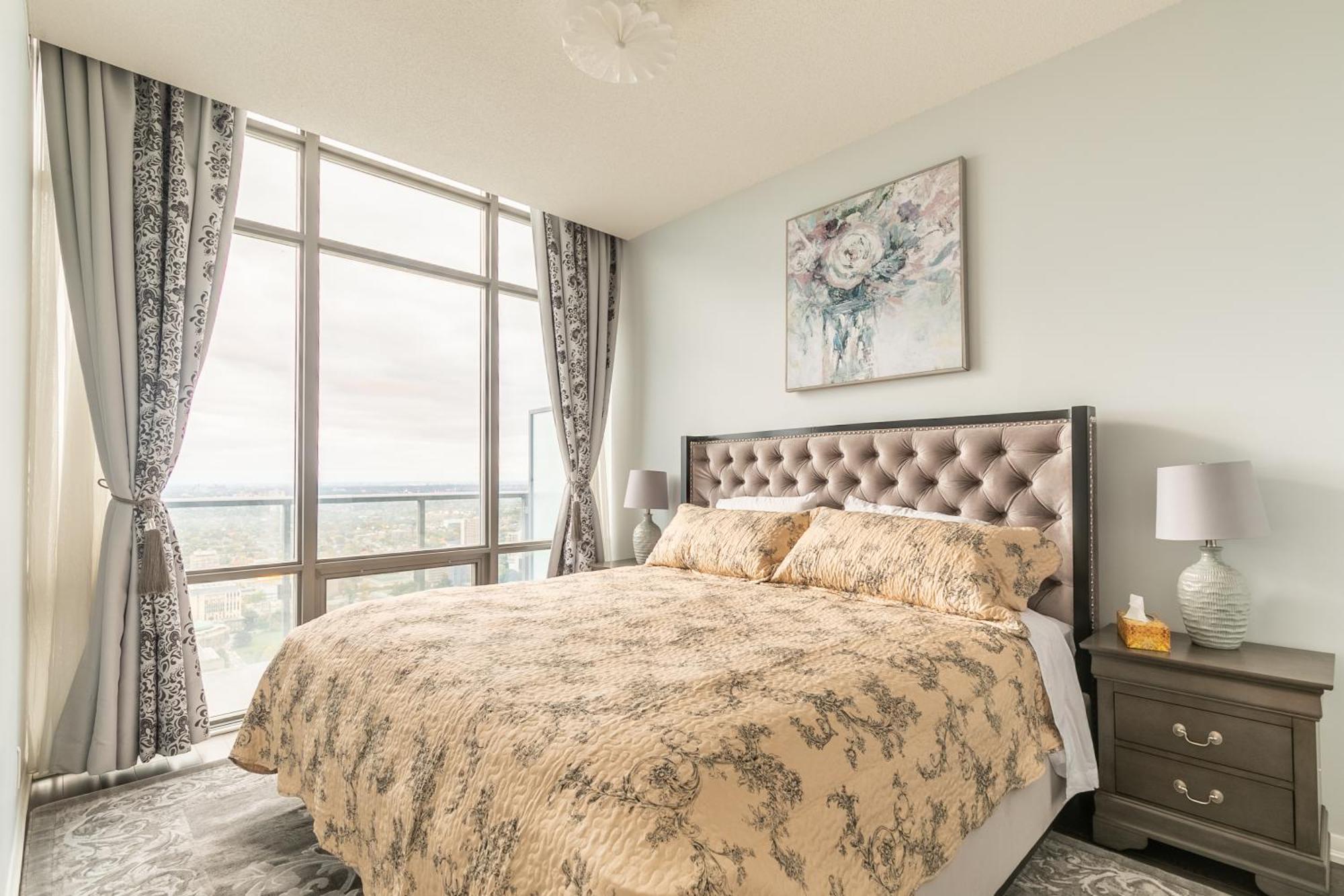 Great View High Rise In Central Toronto Exterior photo